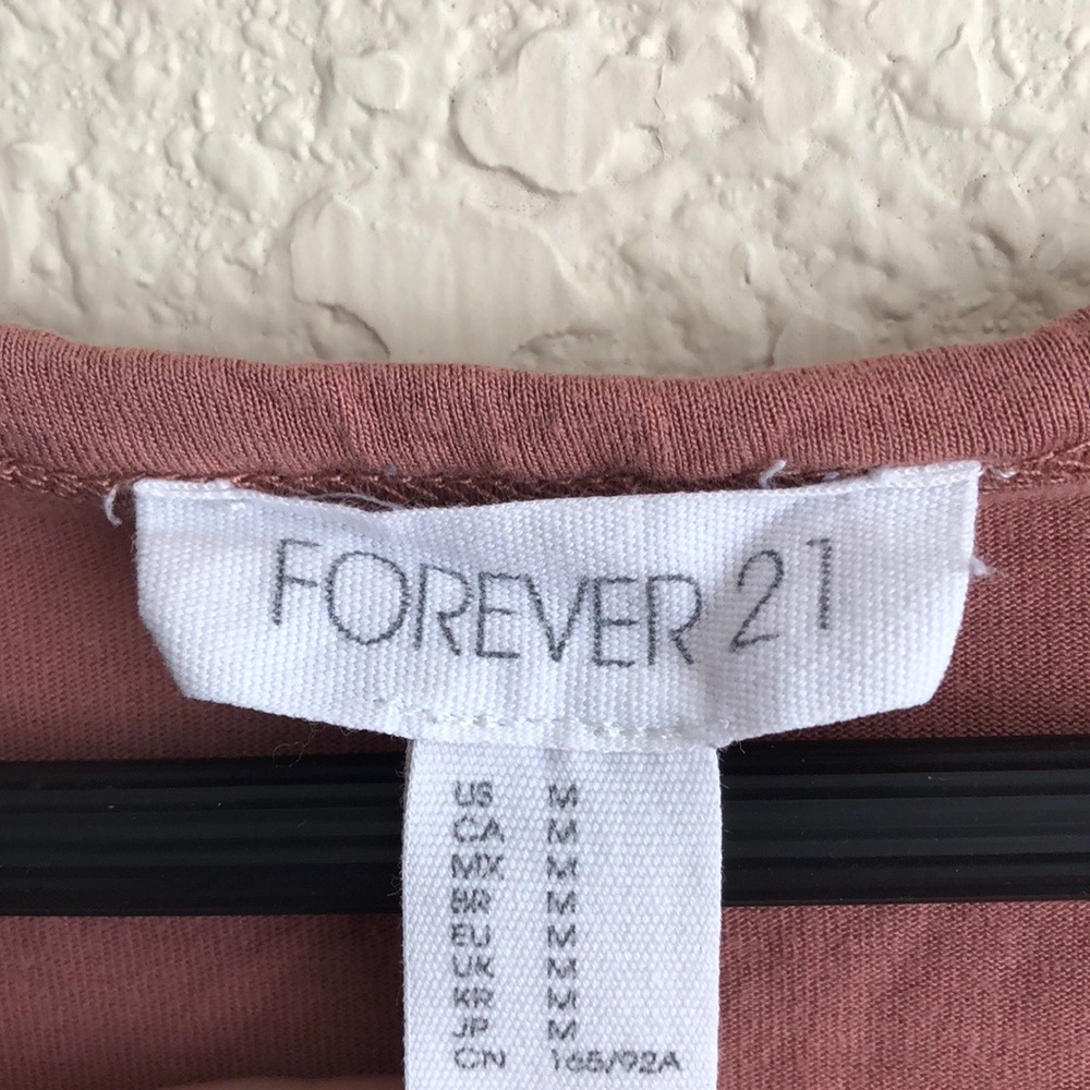 F21 V-Neck T-Shirt - Picture 3 of 4